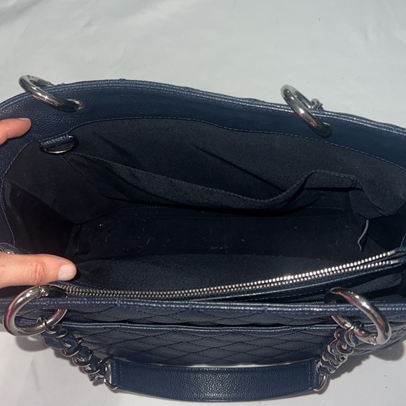 CHANEL Grand Shopping Tote Navy Blue Caviar Leather Shoulder Bag GST - Picture 9 of 10